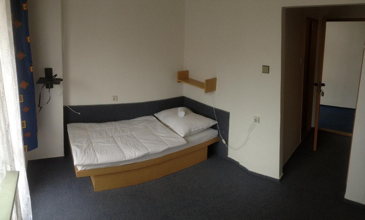 Hotel Banik Nitrianske Rudno Zimmer foto
